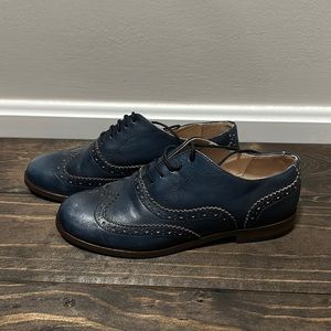 Massimo Matteo blue Oxford Women’s shoe. Size 6. Made in Italy.